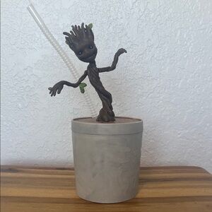 Disney Groot Water Bottle with Straw - Brown and Gray